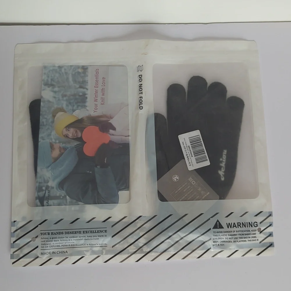 Achiou winter knit gloves medium touchscreen finger tips new in package
